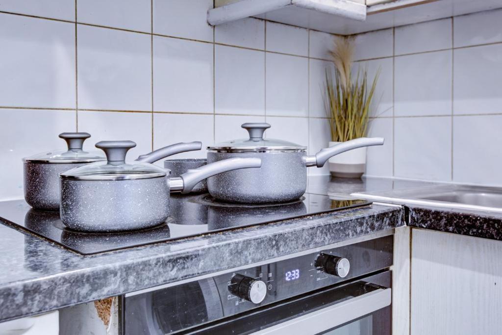Hyde Park Apartment 2 Bedroom Лондон Екстер'єр фото