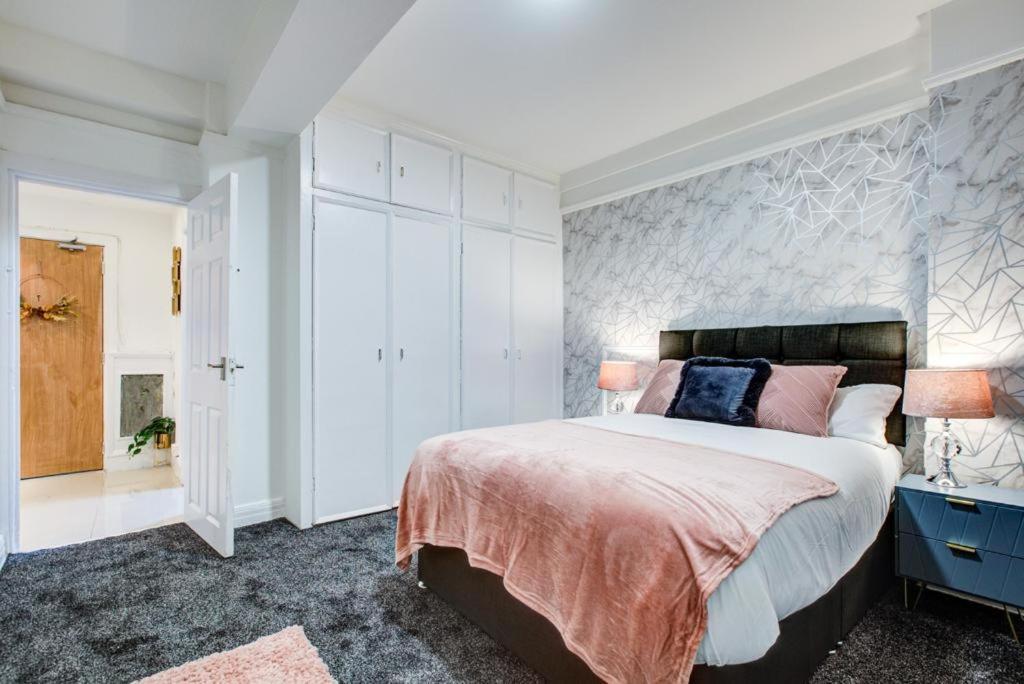 Hyde Park Apartment 2 Bedroom Лондон Екстер'єр фото